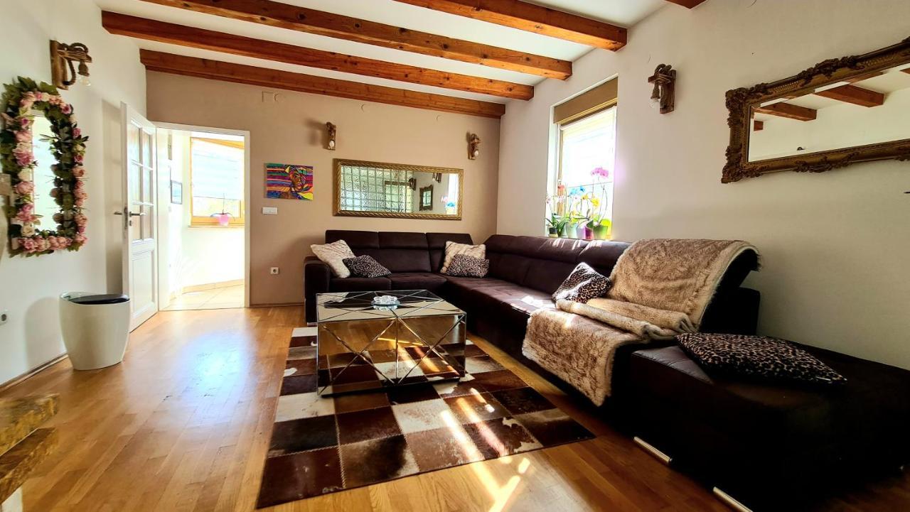 Villa Sunshine Pula Luaran gambar